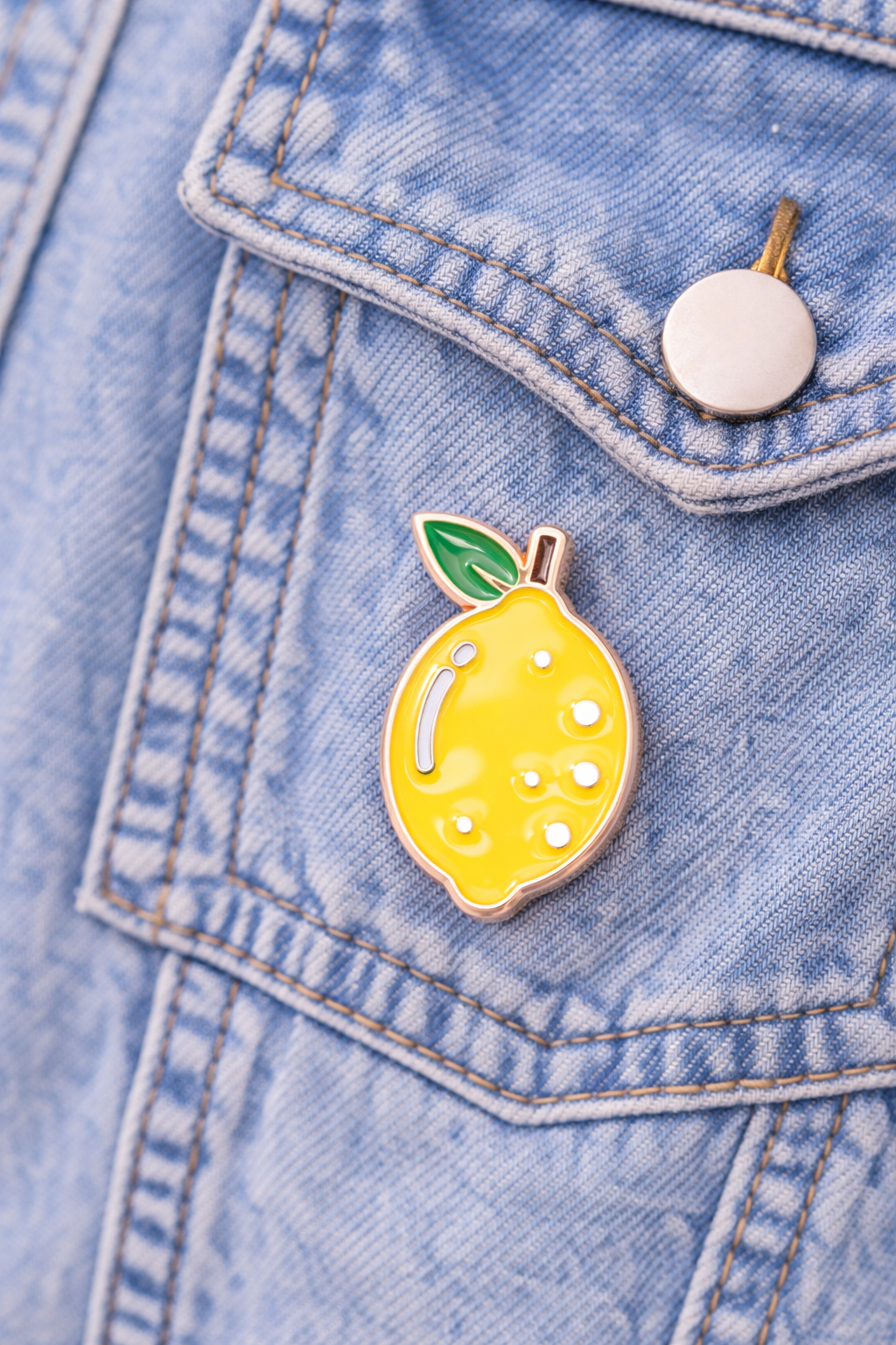 Pins émaillés citron