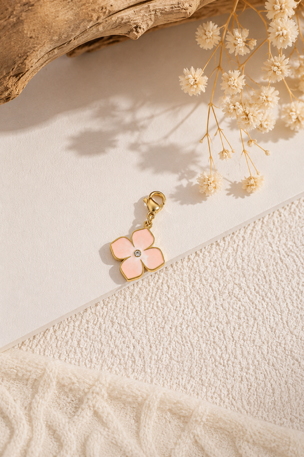 Charms fleur rose