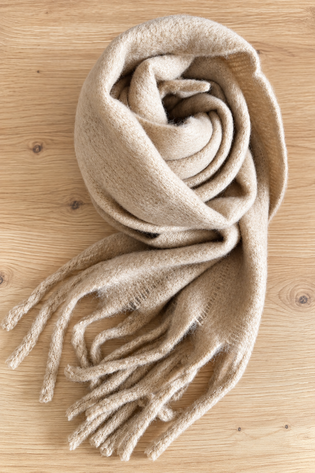 Écharpe beige à franges