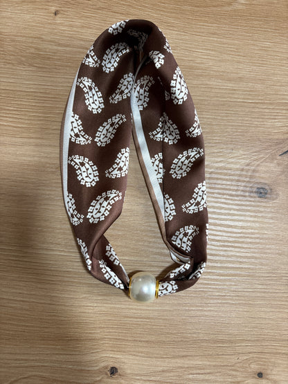 Foulard aimanté – Plusieurs modèles