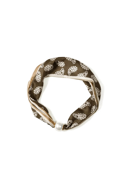 Foulard aimanté