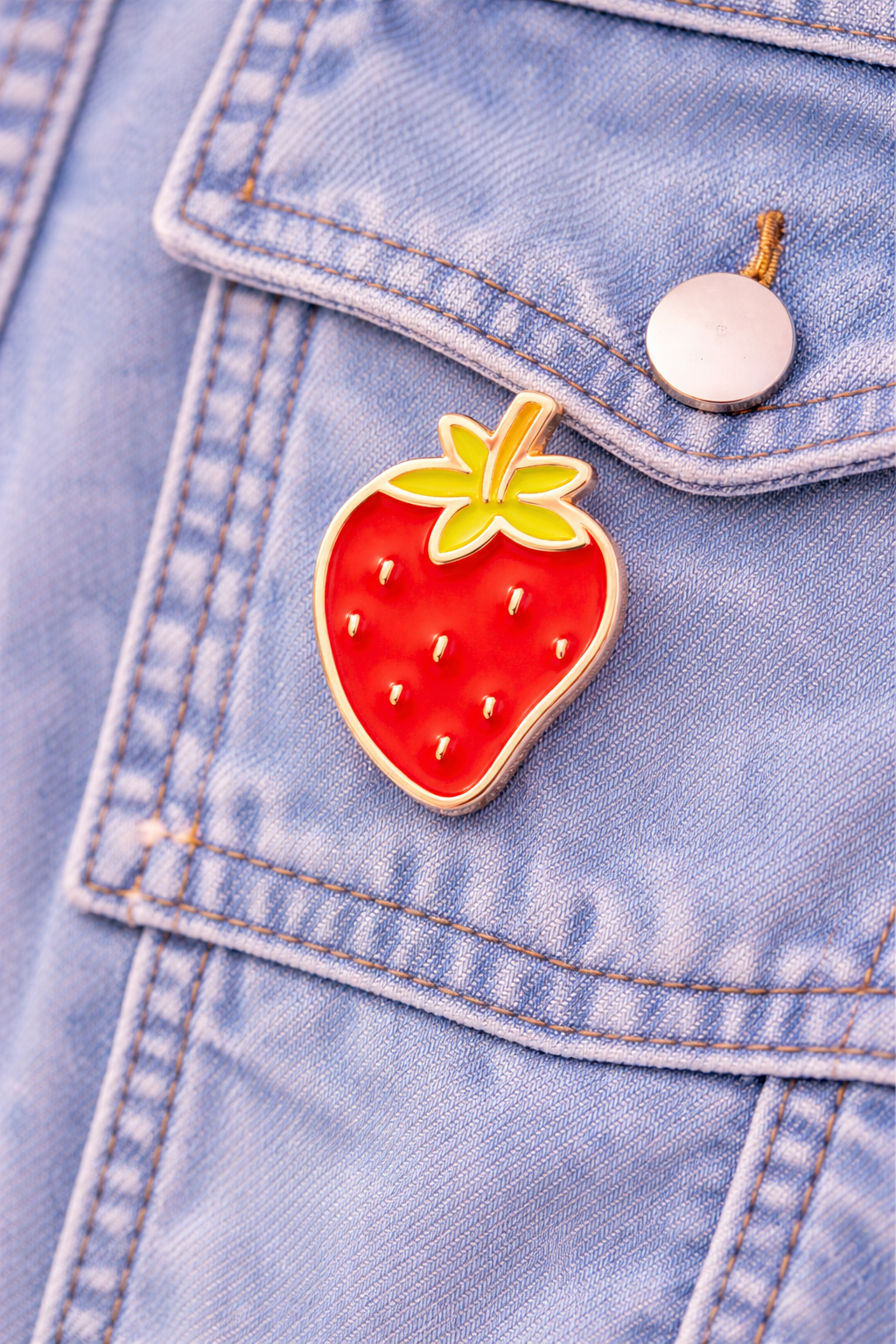 Pins émaillés Fraise