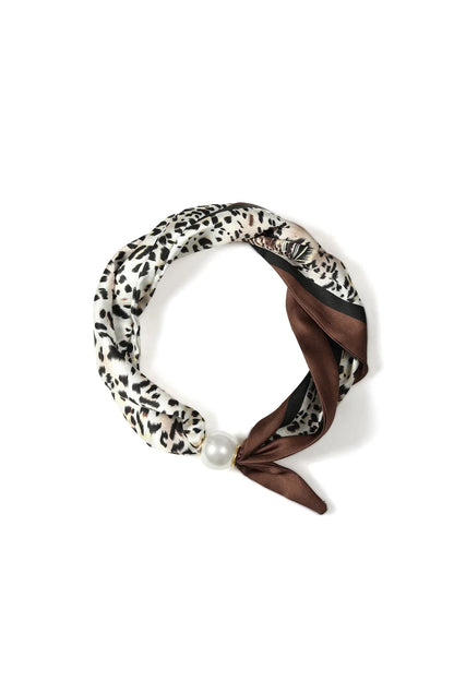 Foulard aimanté