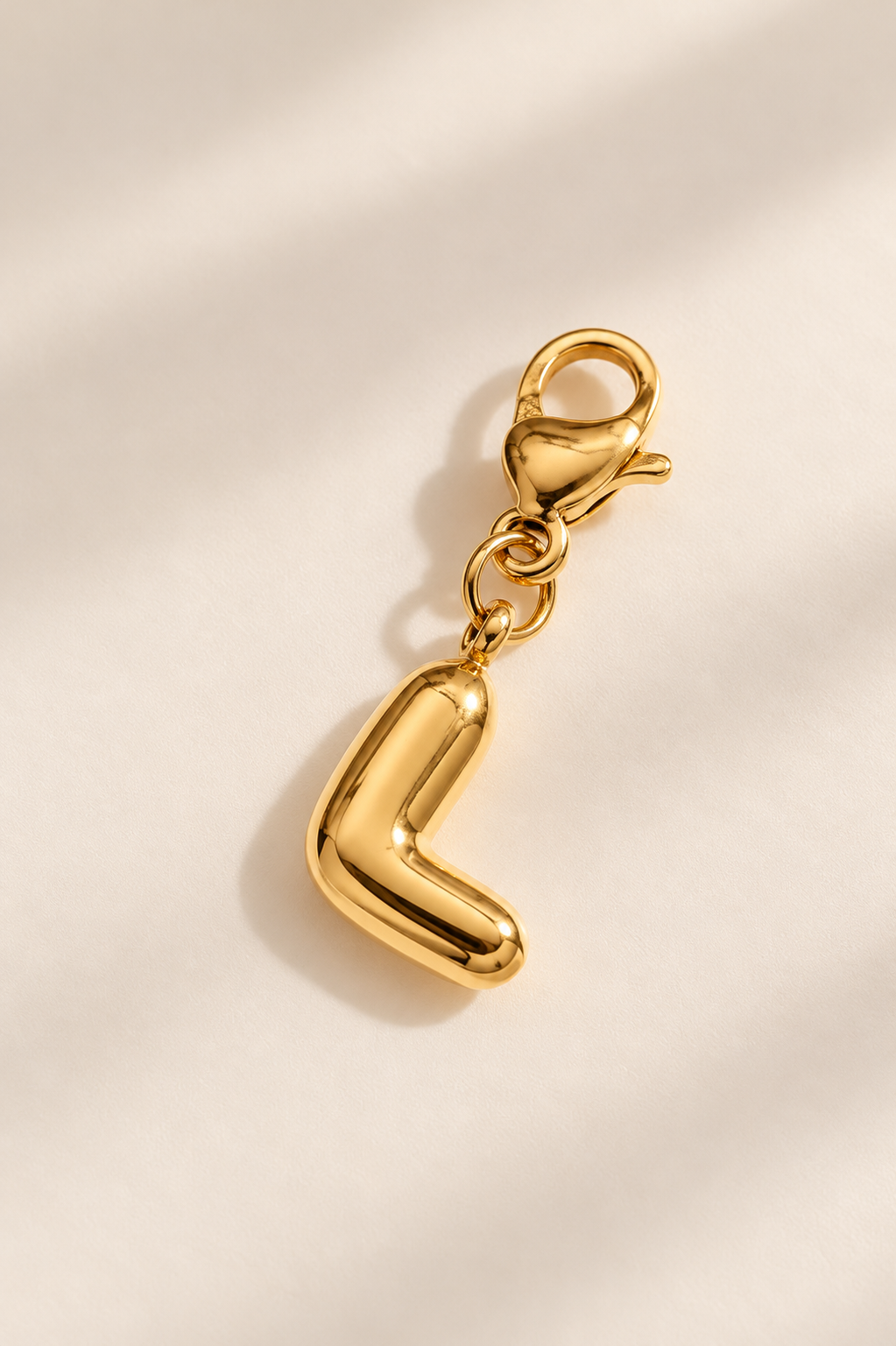 Charm's Lettre " L "